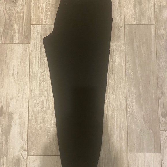 Jaanuu Woman’s Essential Black  5 Pocket Jogger Size Petite Medium - Picture 10 of 11